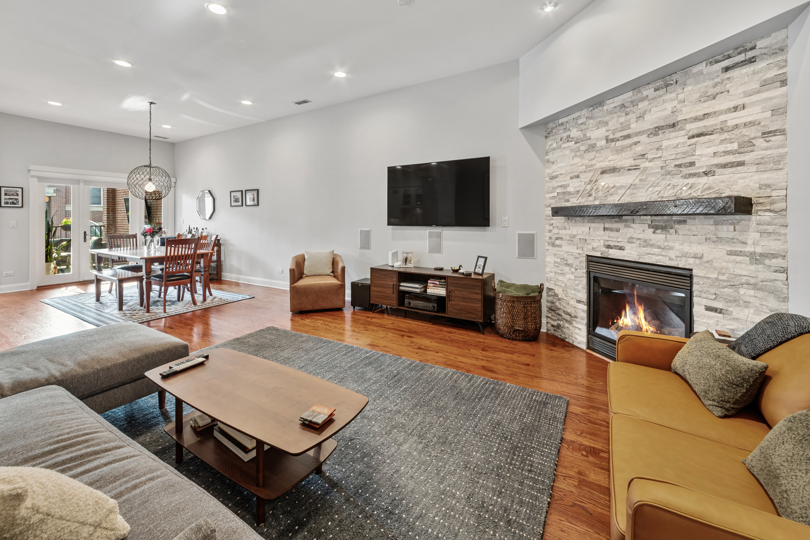 2626 N HALSTED Street Unit: 3