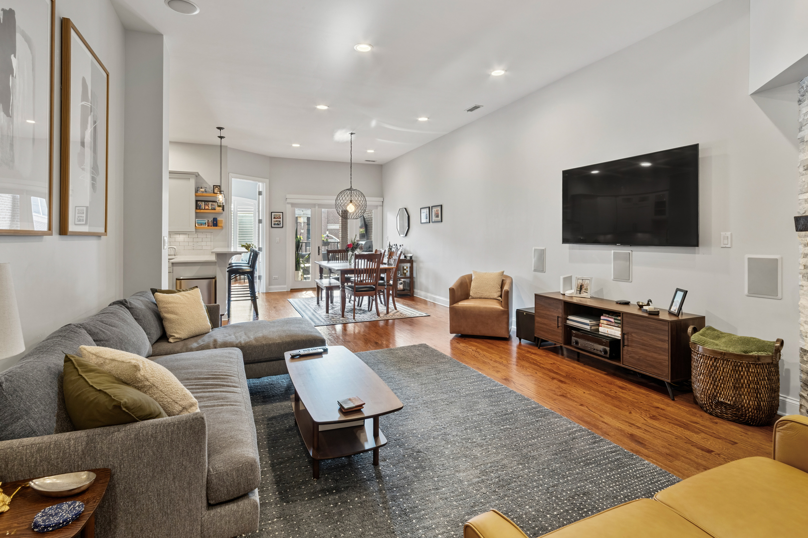 2626 N HALSTED Street Unit: 3