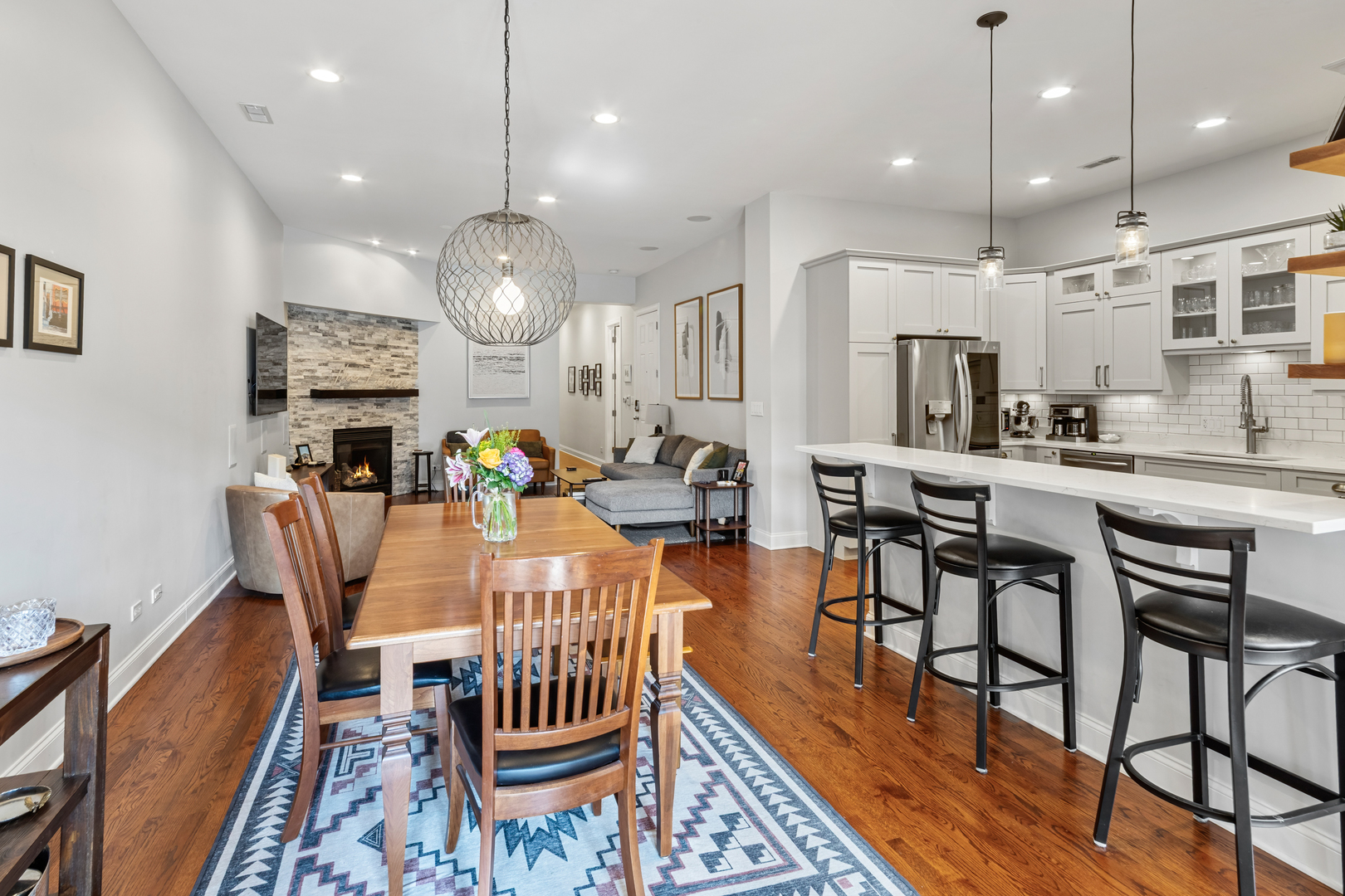 2626 N HALSTED Street Unit: 3