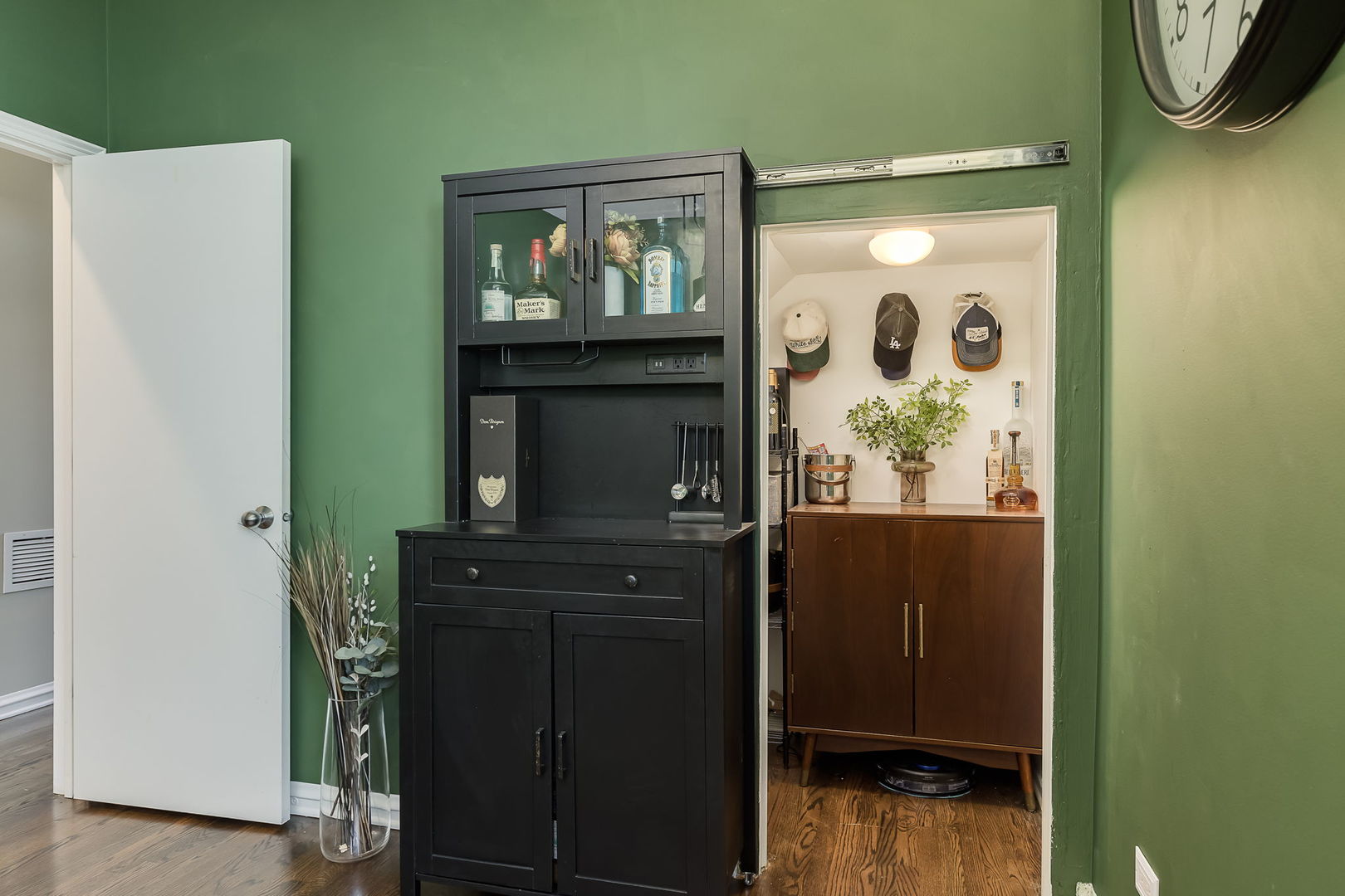 1343 N MOHAWK Street Unit: 3N
