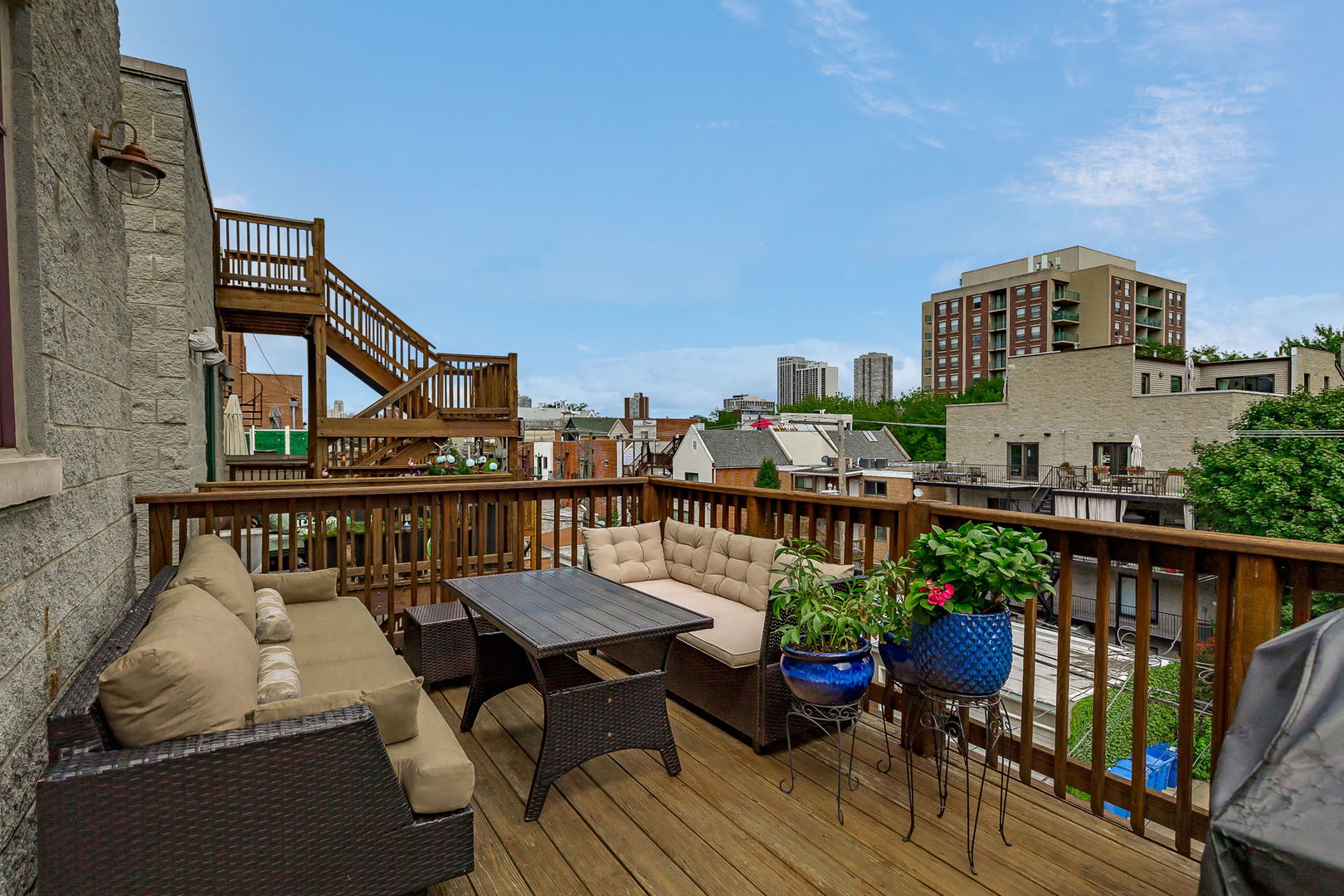 1343 N MOHAWK Street Unit: 3N