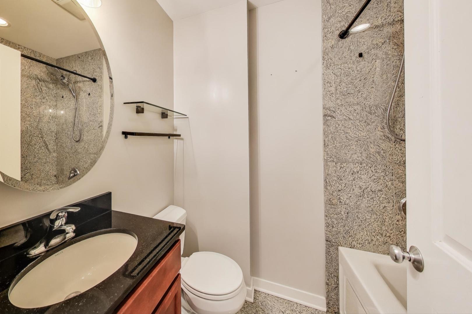4818 N Hoyne Avenue Unit: 3