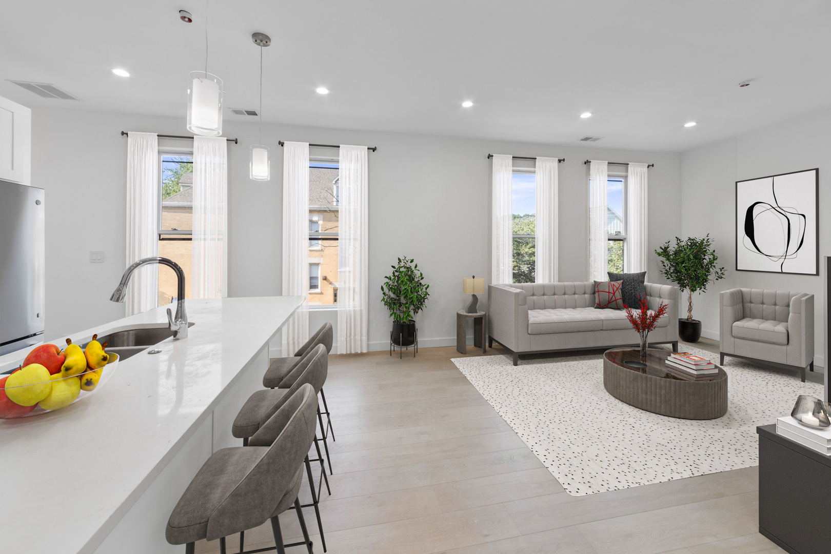 2825 N Damen Avenue Unit: 2R