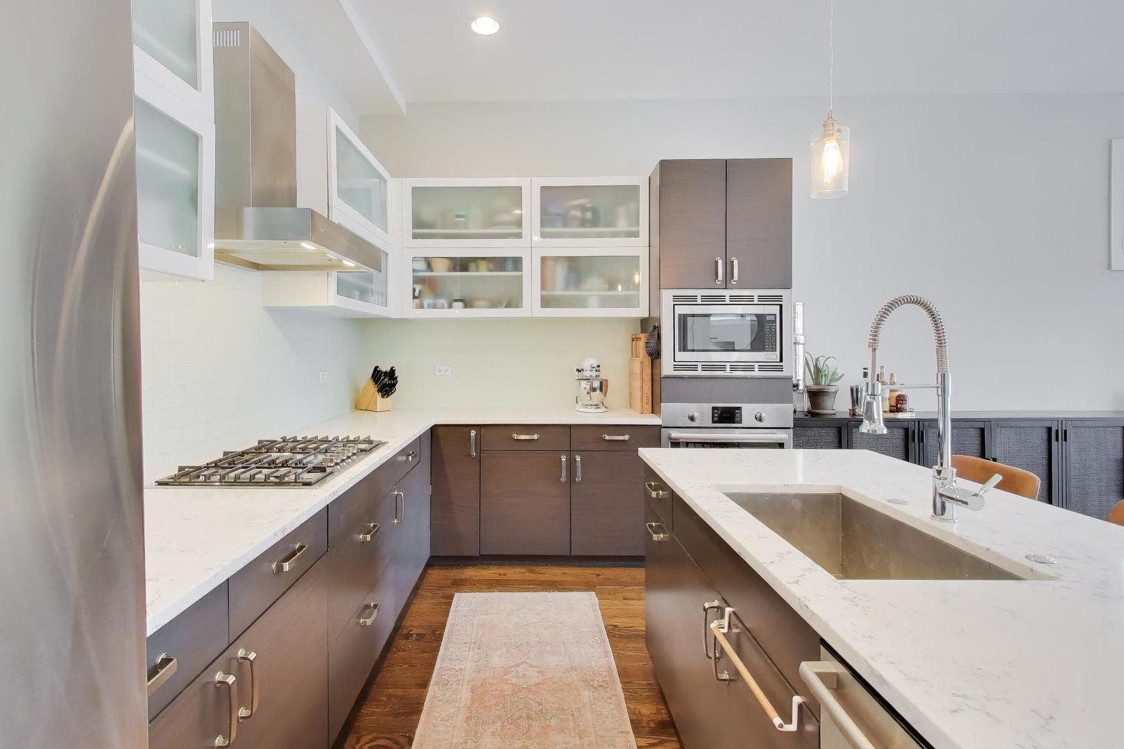 2910 W Palmer Street Unit: 2