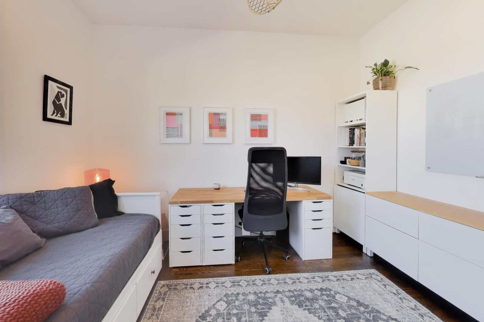 2910 W Palmer Street Unit: 2