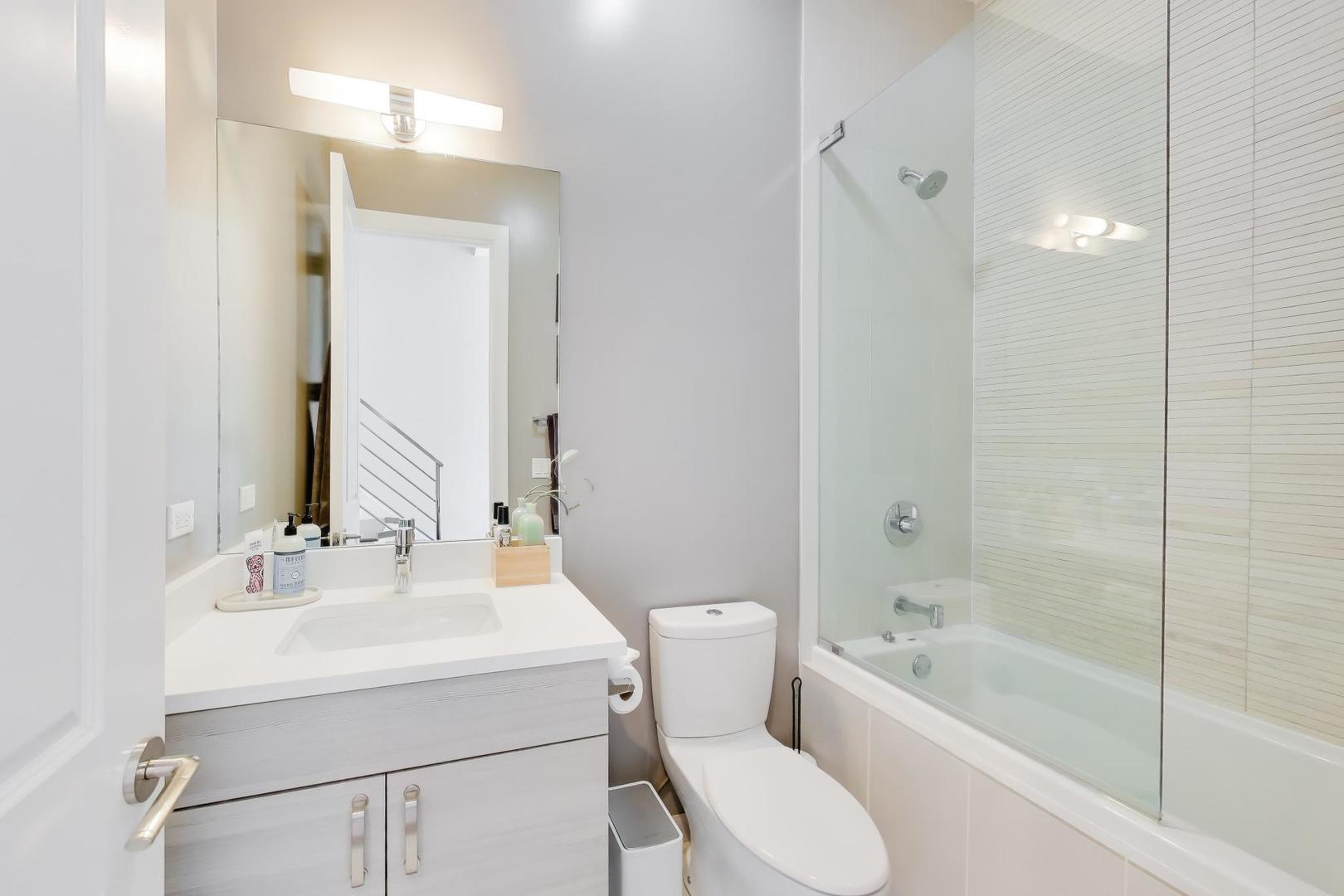 2910 W Palmer Street Unit: 2