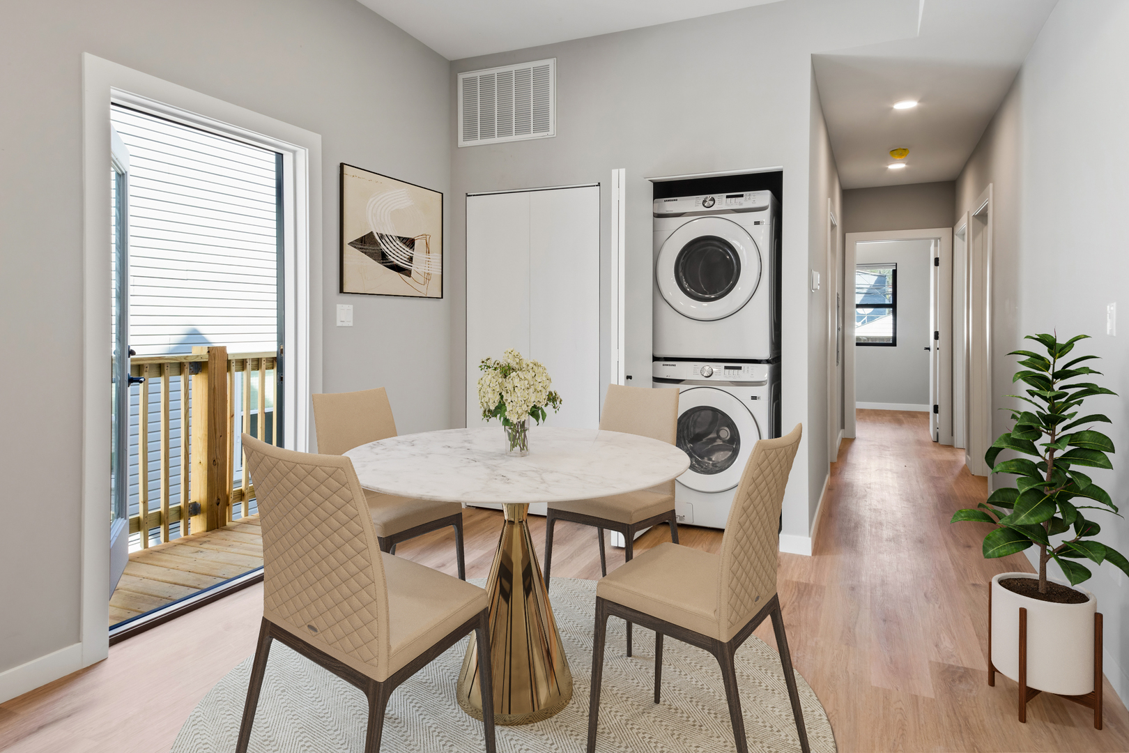 3520 W Shakespeare Avenue Unit: 2