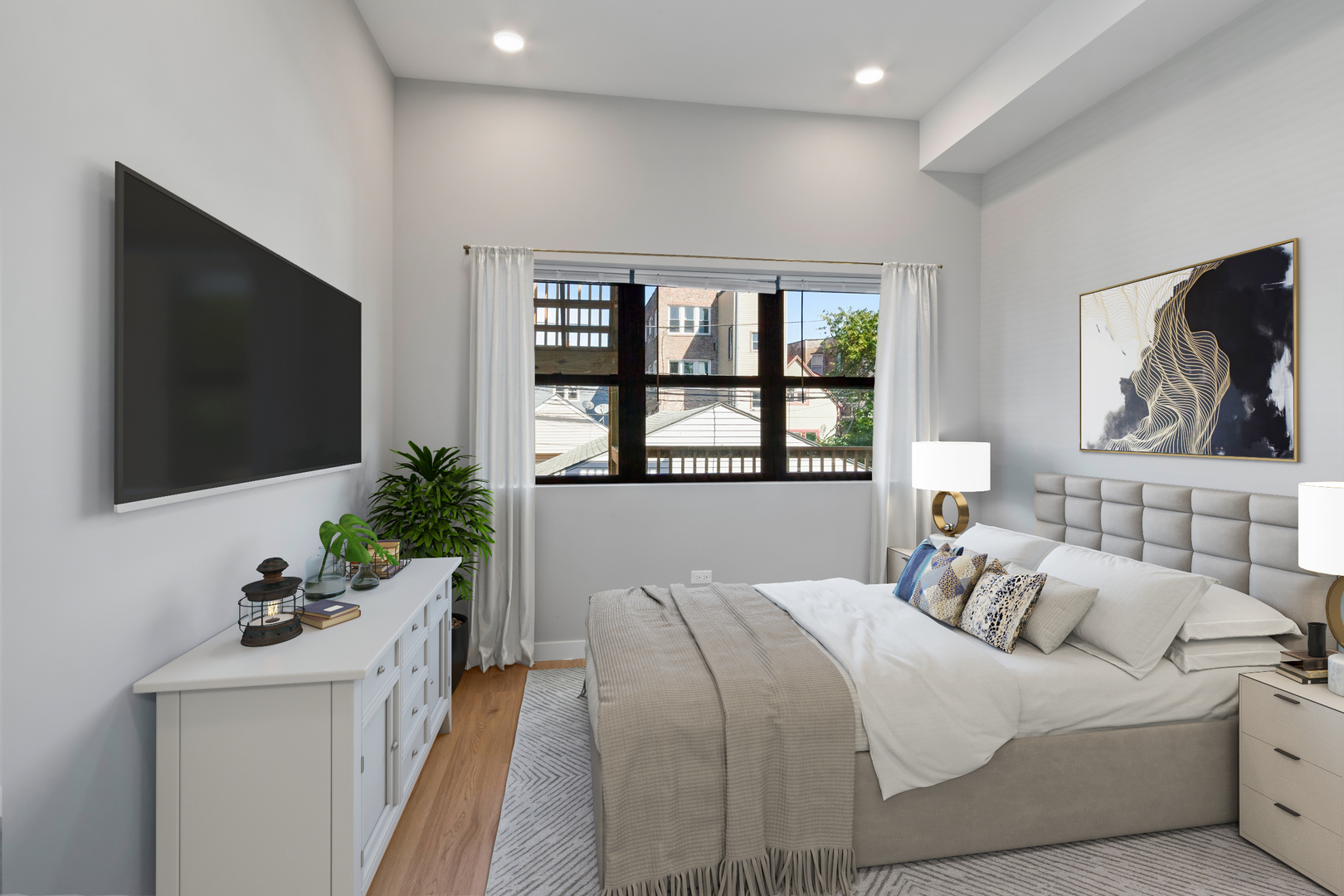 3520 W Shakespeare Avenue Unit: 2