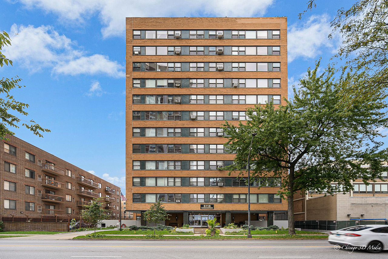 6118 N Sheridan Road Unit: 608