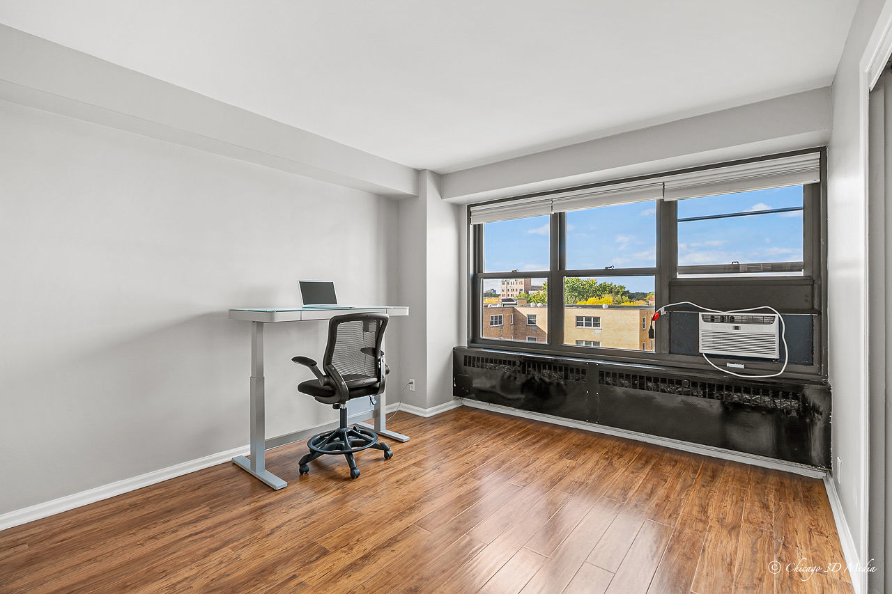 6118 N Sheridan Road Unit: 608