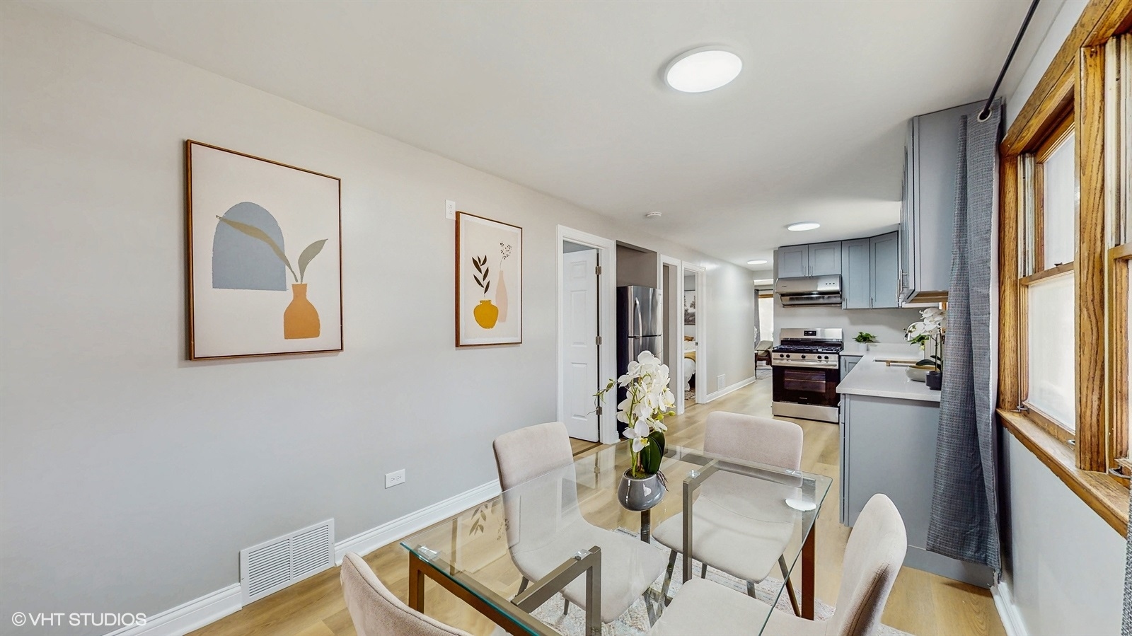 2701 S Hillock Avenue