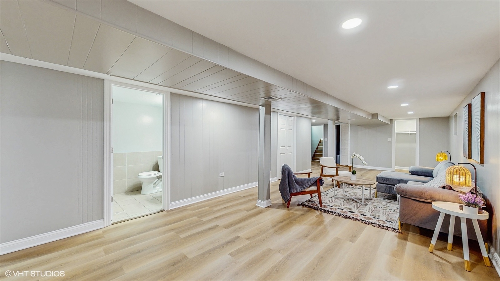 2701 S Hillock Avenue