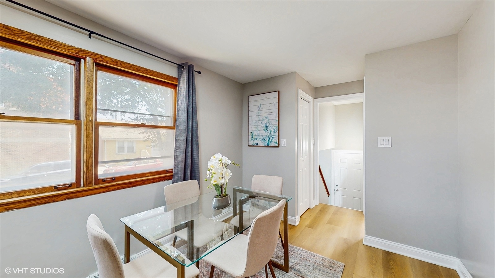 2701 S Hillock Avenue