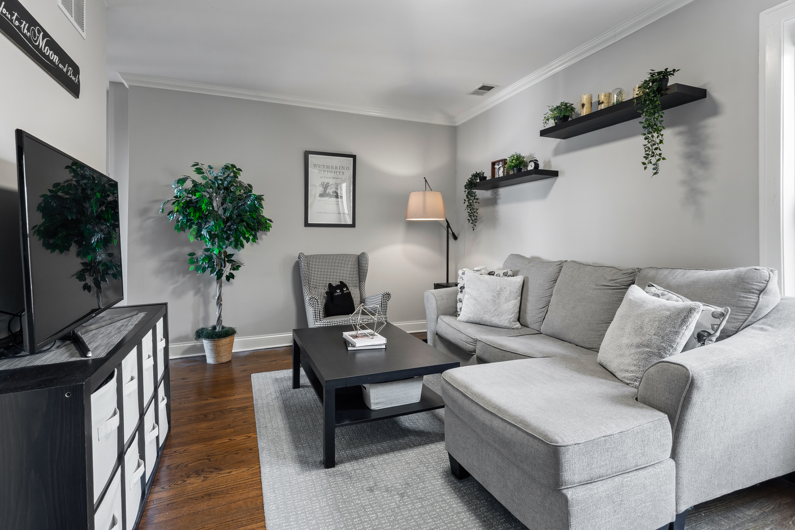 3406 N Bell Avenue Unit: 3