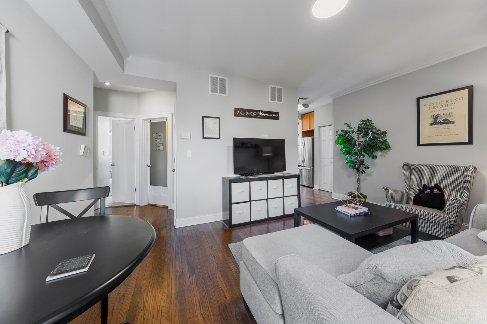 3406 N Bell Avenue Unit: 3