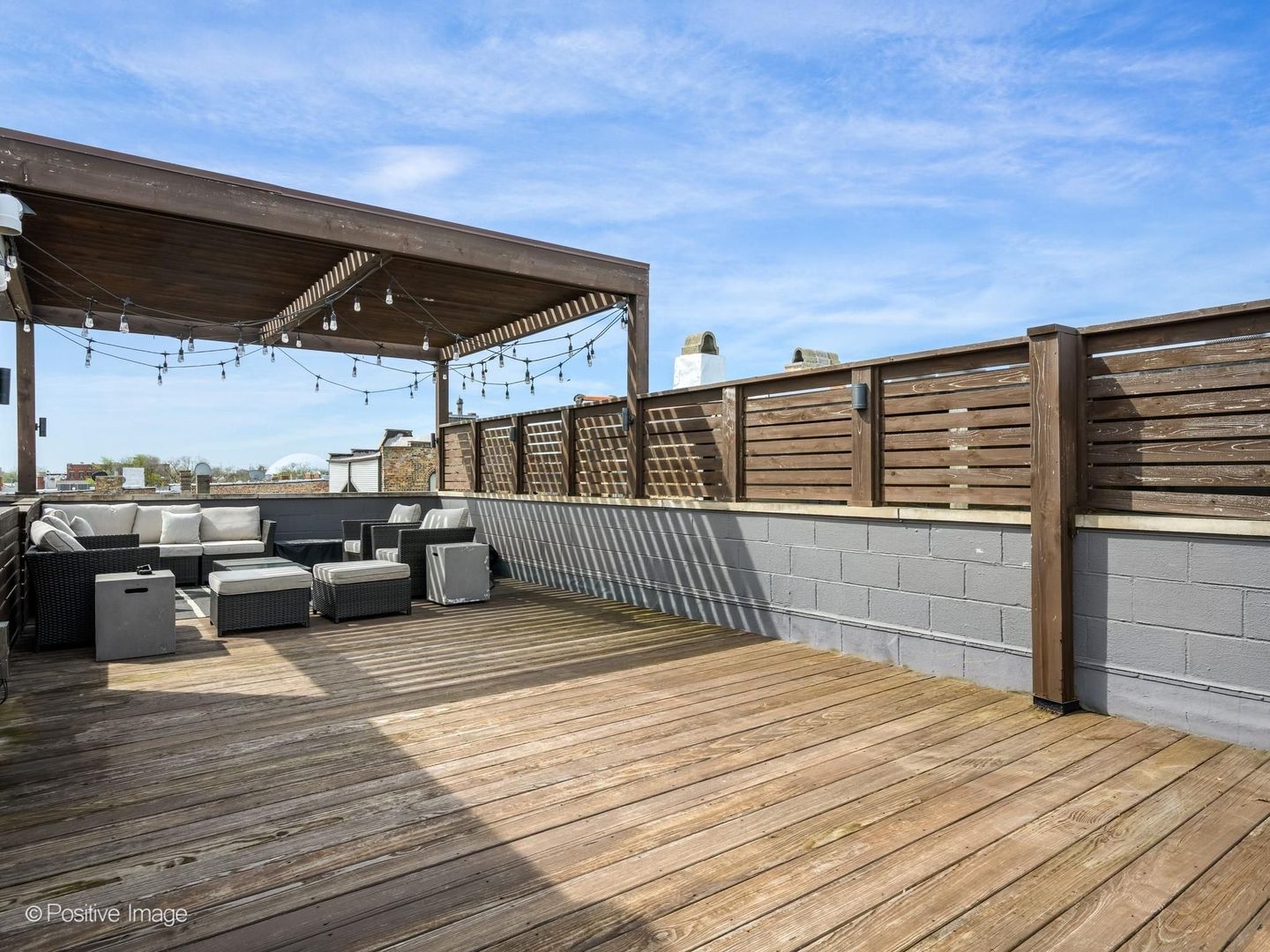 2455 W Walton Street Unit: 3