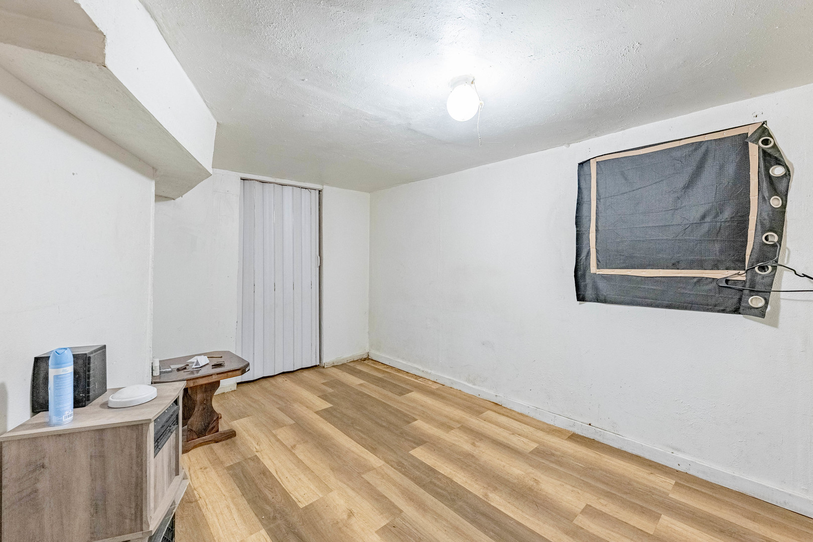 1600 S Saint Louis Avenue