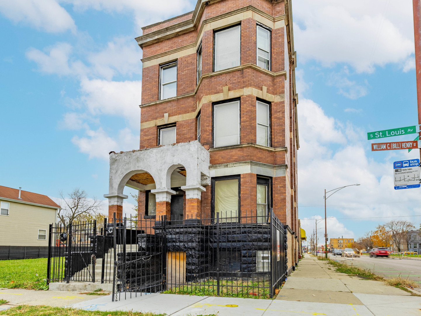 1600 S Saint Louis Avenue