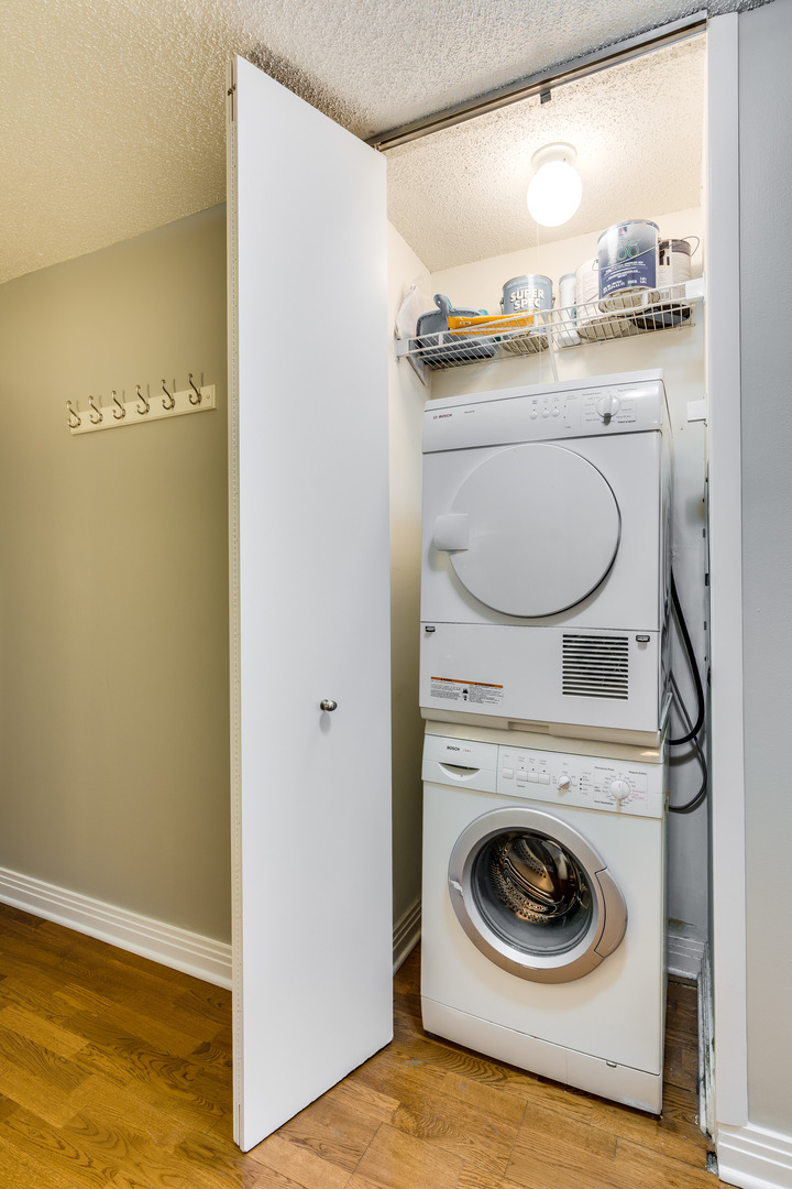 350 W Belden Avenue Unit: 308