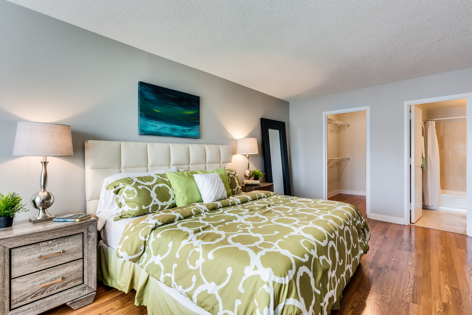 350 W Belden Avenue Unit: 308