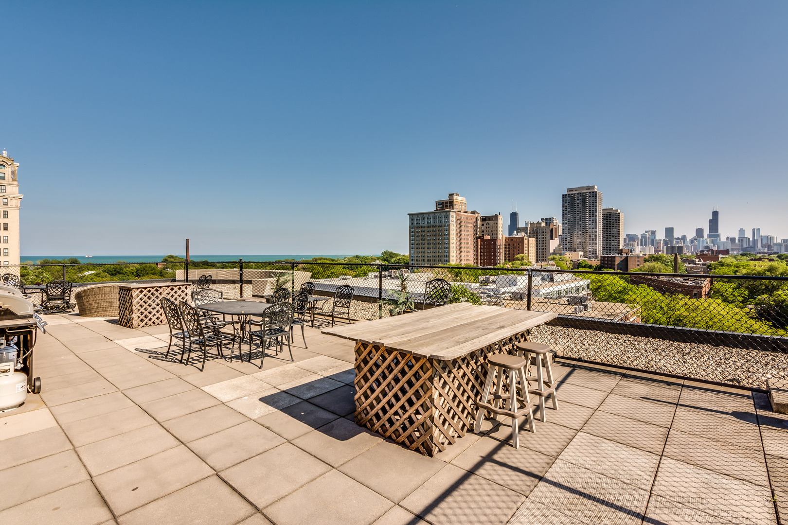 350 W Belden Avenue Unit: 308