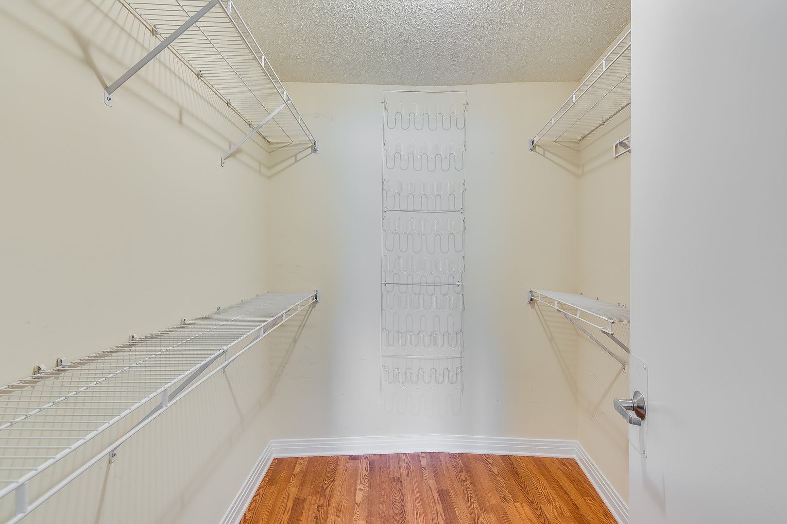 350 W Belden Avenue Unit: 308