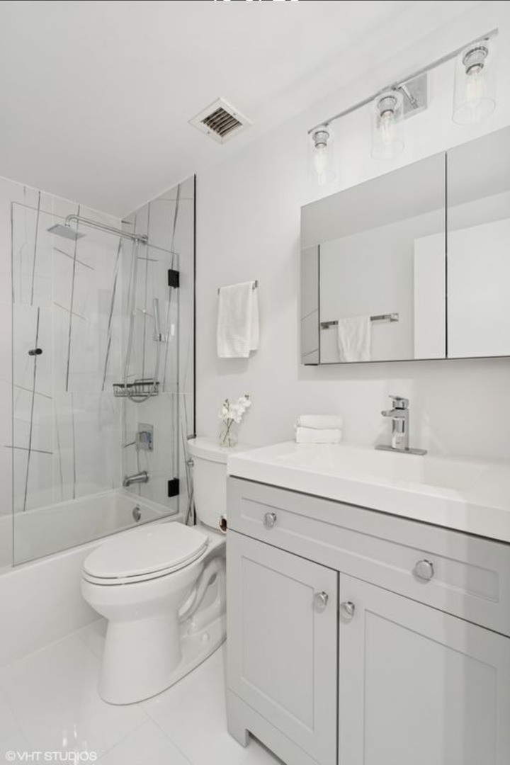 350 W Belden Avenue Unit: 308