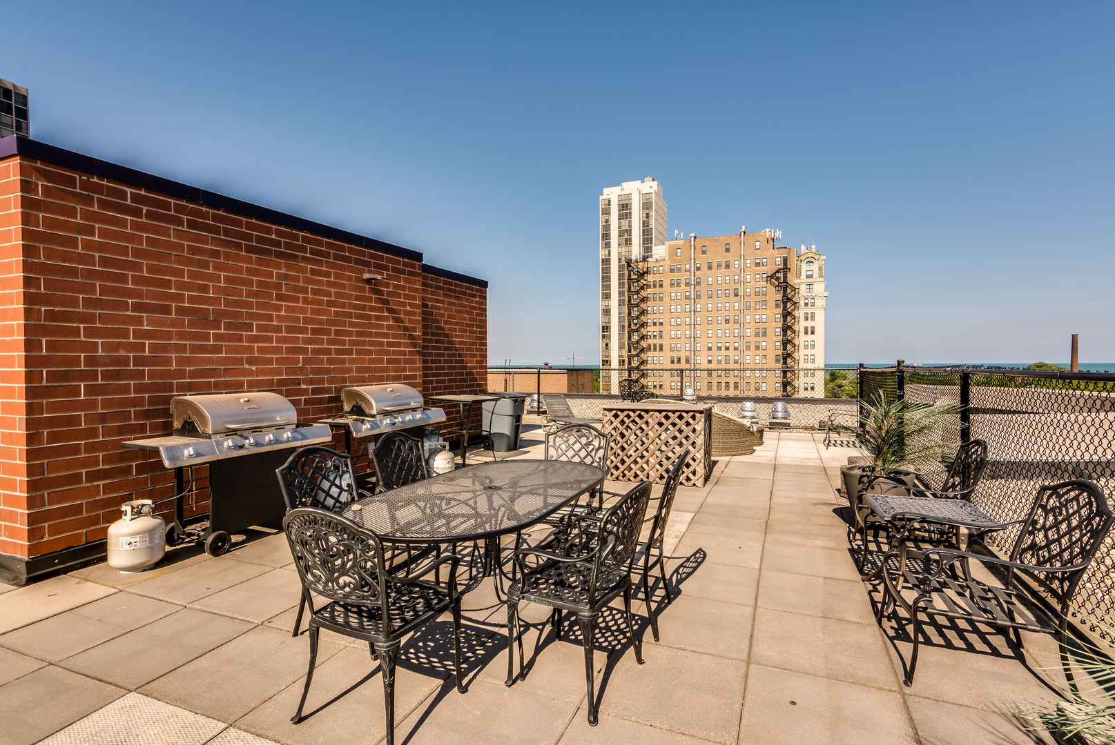 350 W Belden Avenue Unit: 308