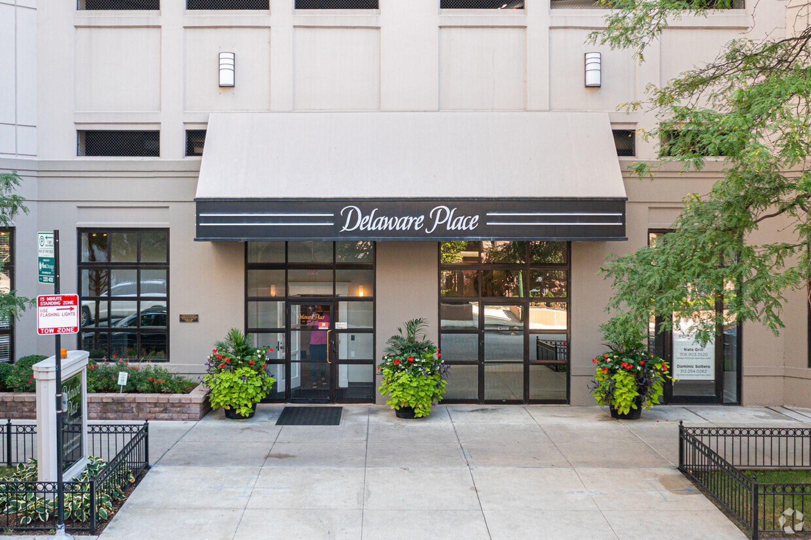33 W Delaware Place Unit: 9C