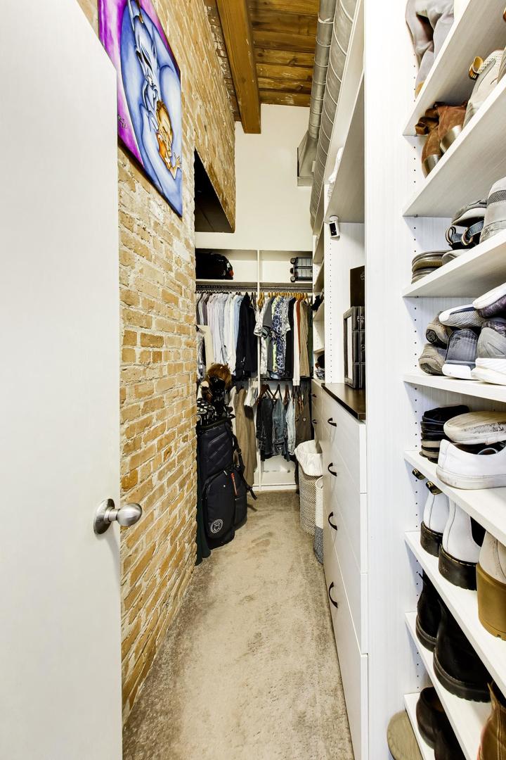 1250 W Van Buren Street Unit: 1A