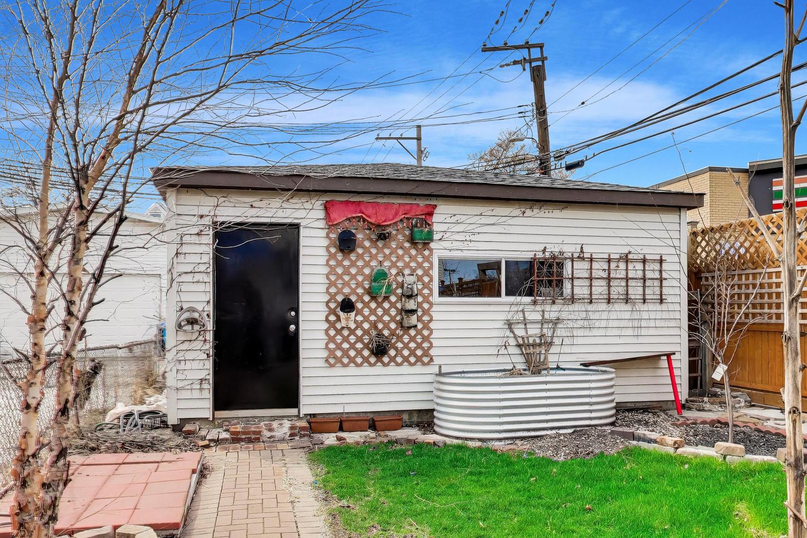 4342 N Kimball Avenue