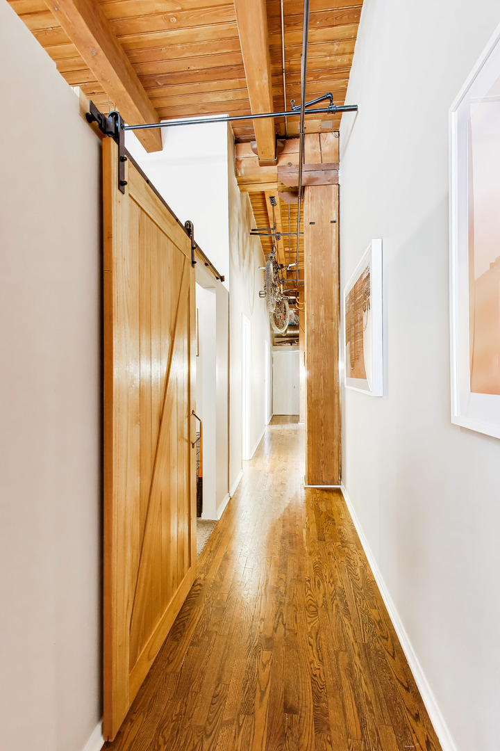 1250 W Van Buren Street Unit: 1A