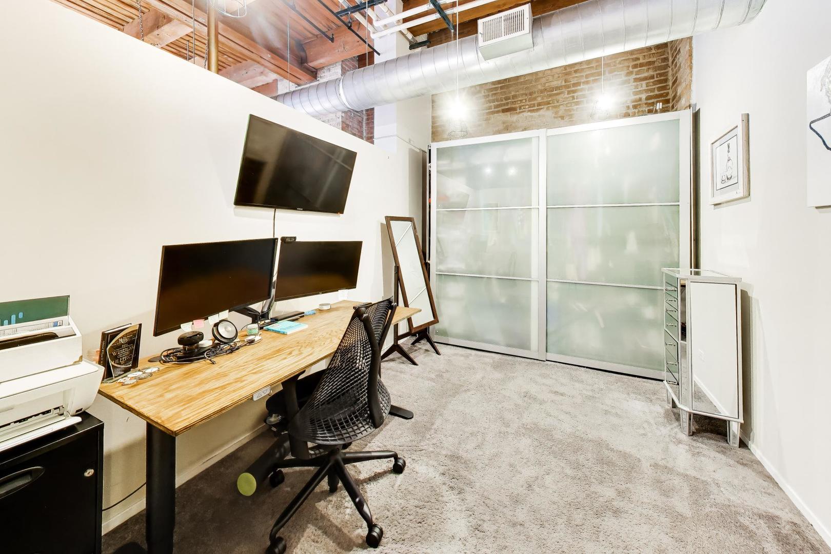 1250 W Van Buren Street Unit: 1A