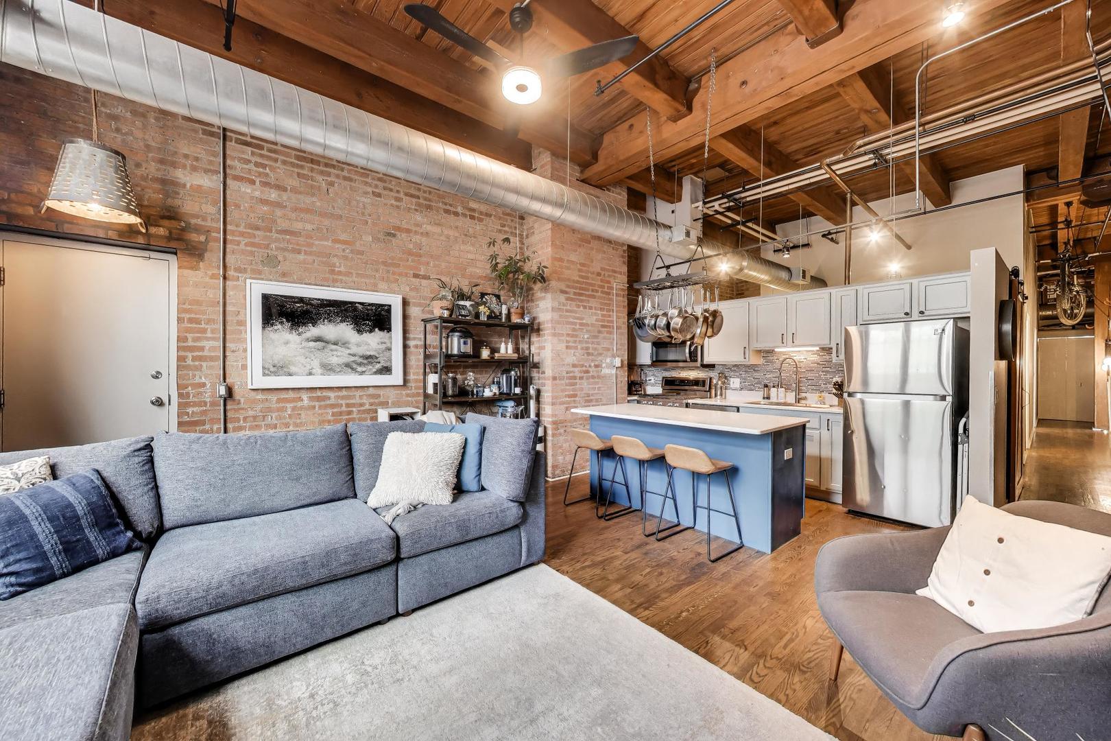 1250 W Van Buren Street Unit: 1A