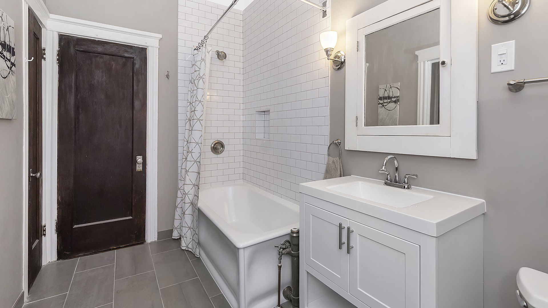 1367 E 52nd Street Unit: 1