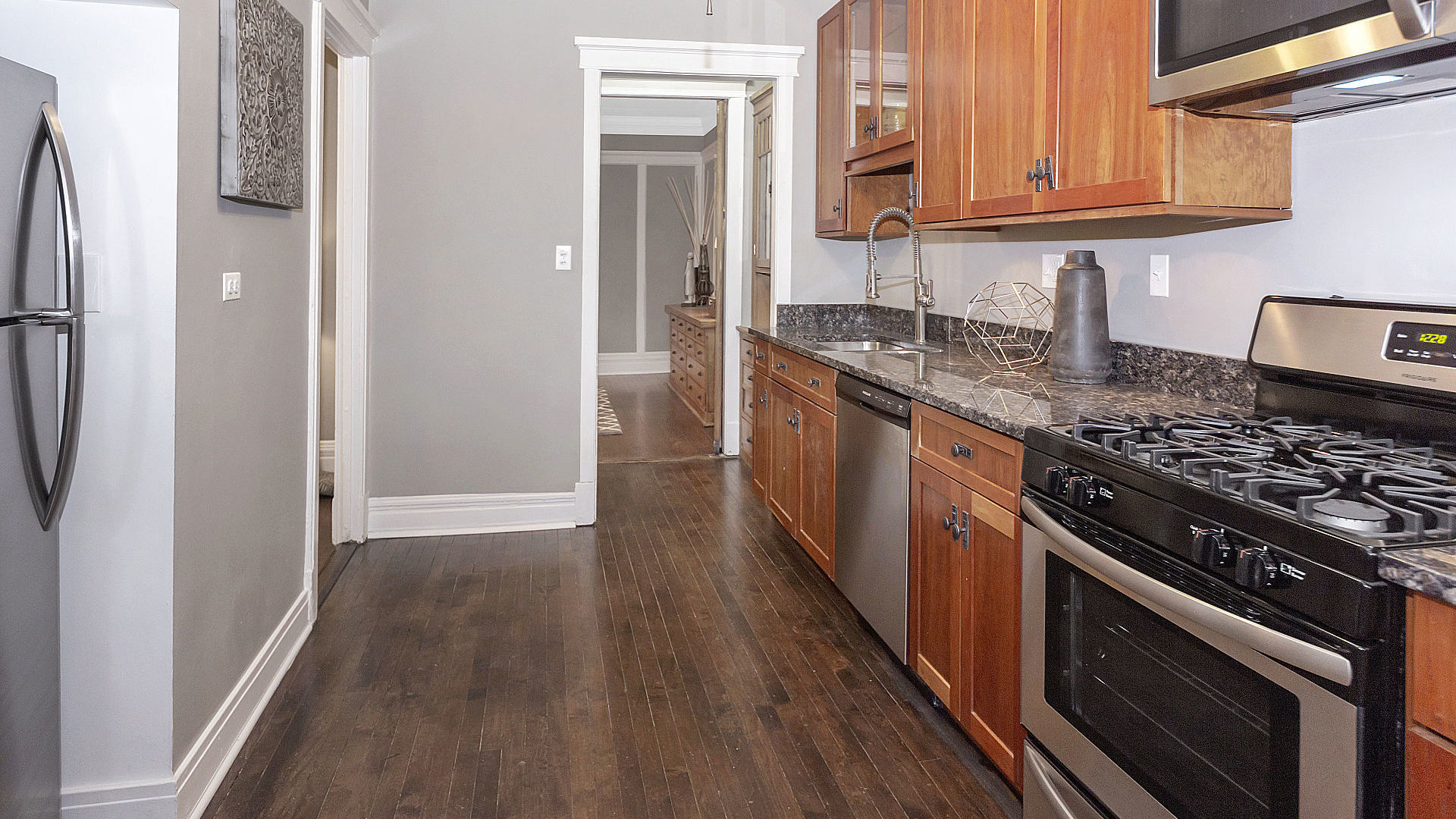 1367 E 52nd Street Unit: 1