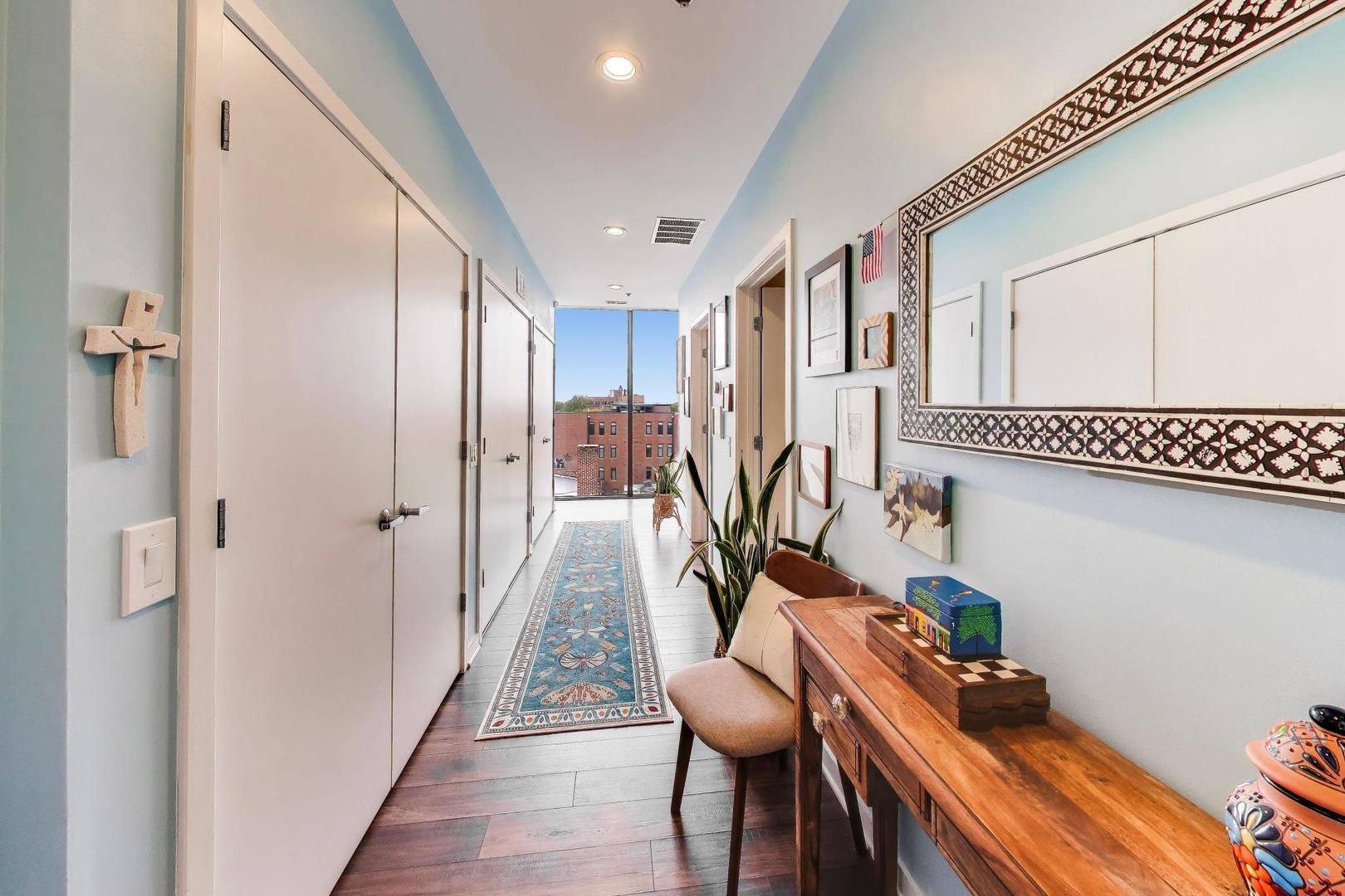 3946 N Ravenswood Avenue Unit: 605
