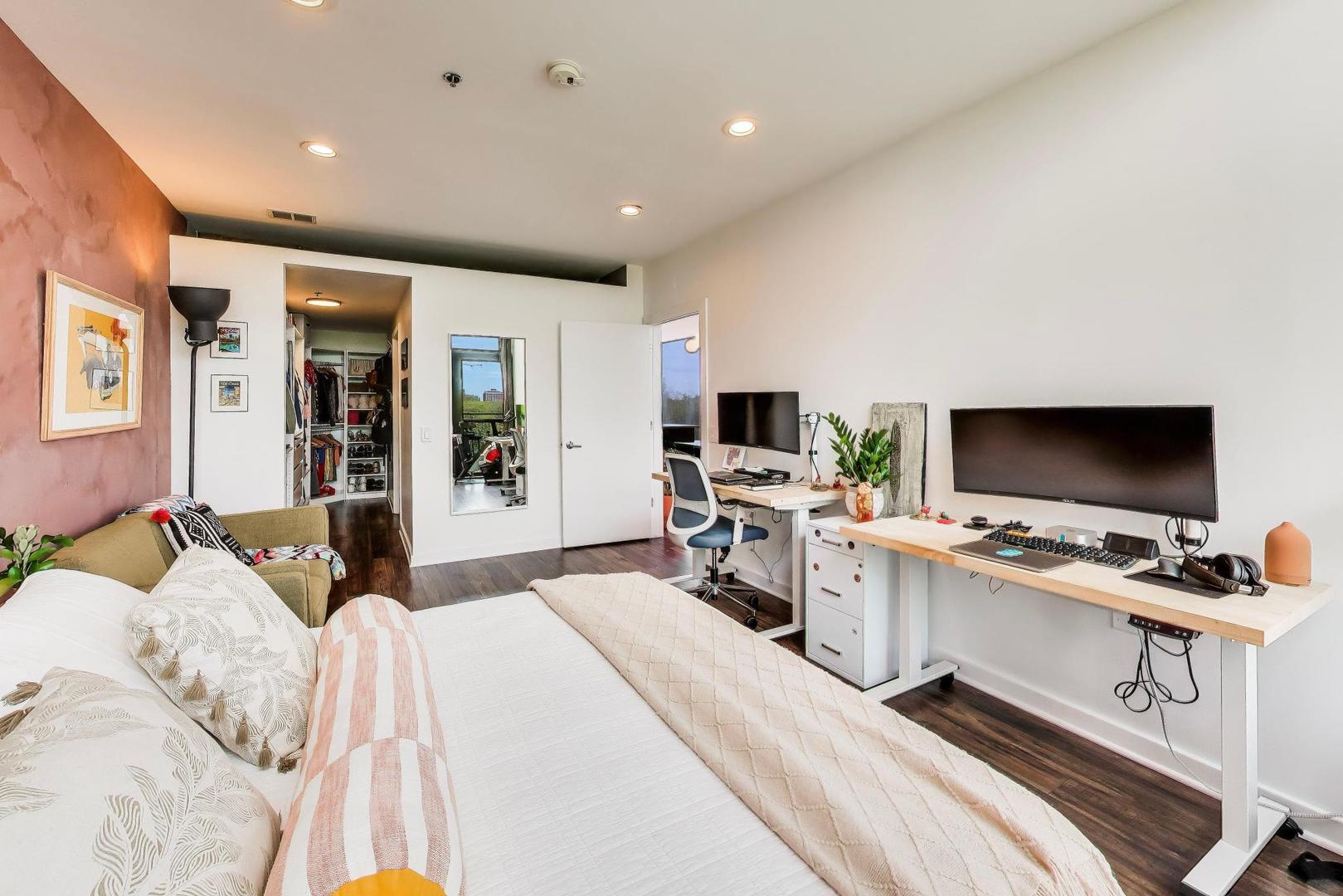 3946 N Ravenswood Avenue Unit: 605
