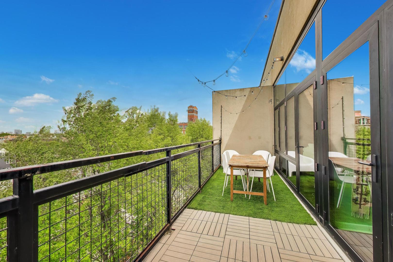3946 N Ravenswood Avenue Unit: 605