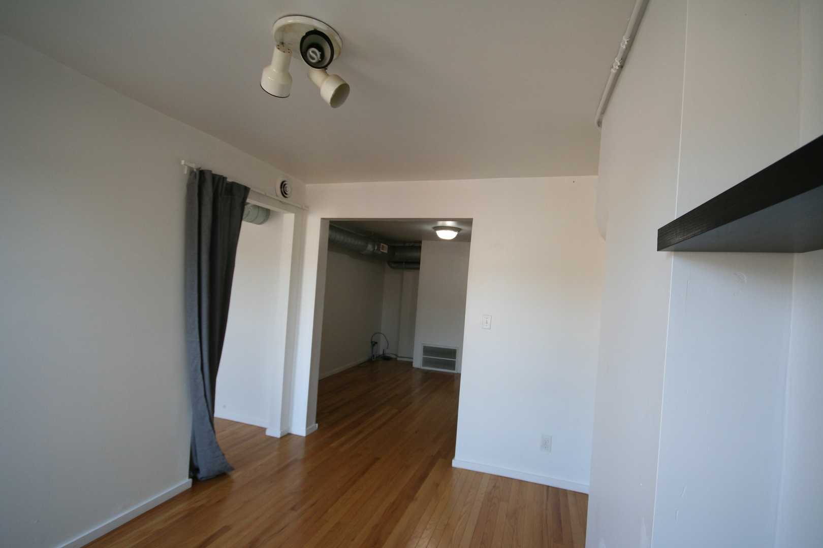 2647 W 24th Place