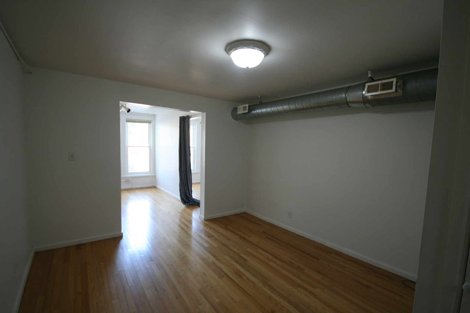 2647 W 24th Place