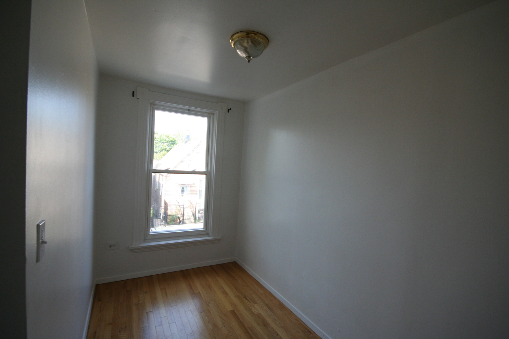 2647 W 24th Place