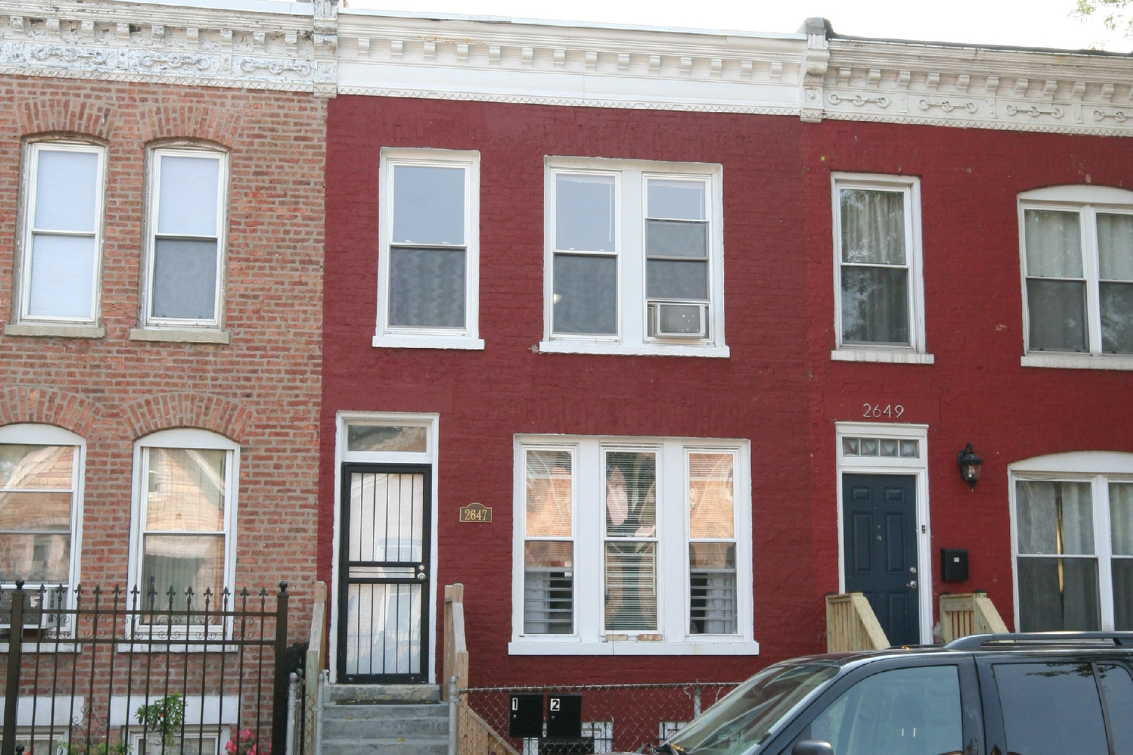 2647 W 24th Place