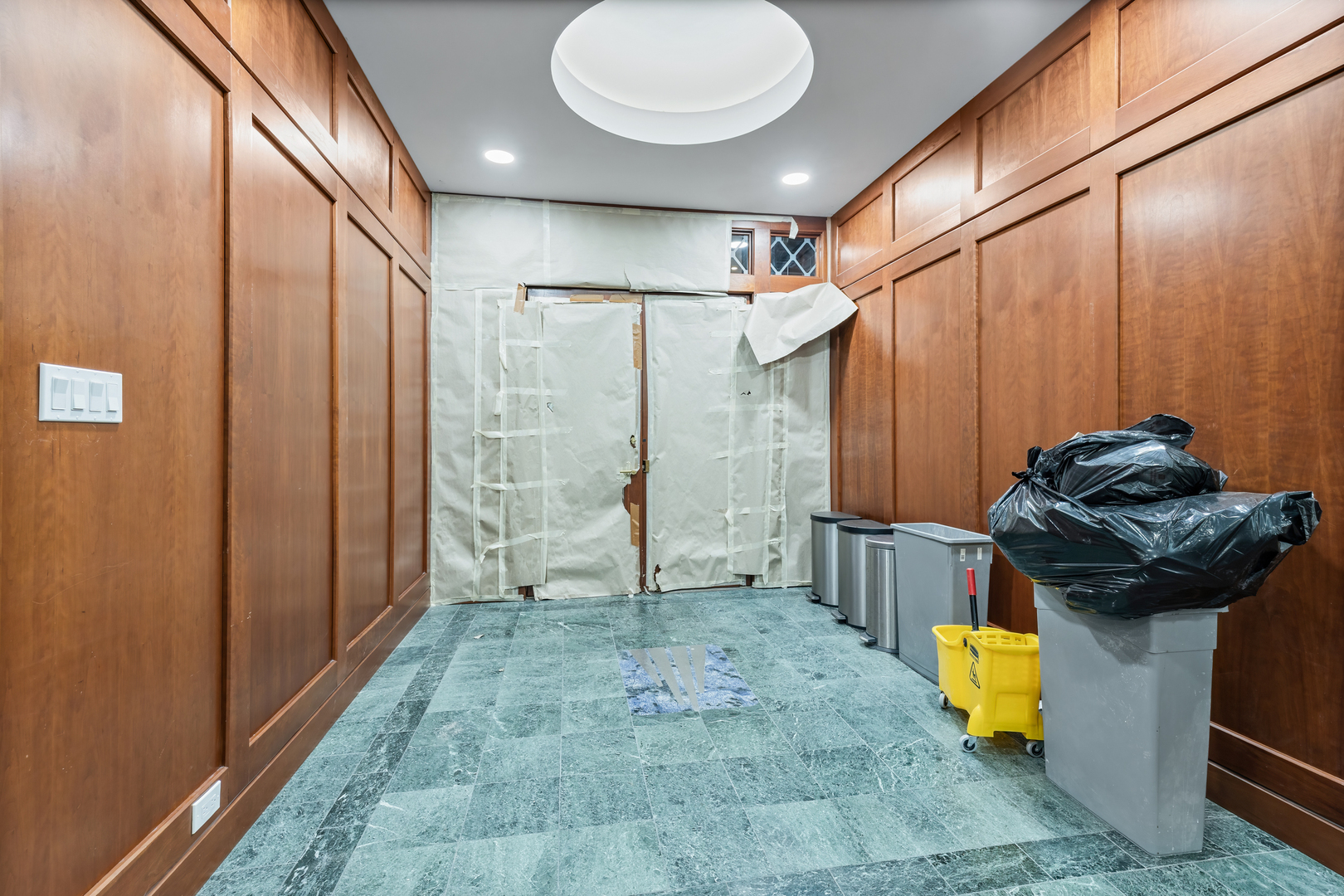 505 N Lake Shore Drive N Unit: 101