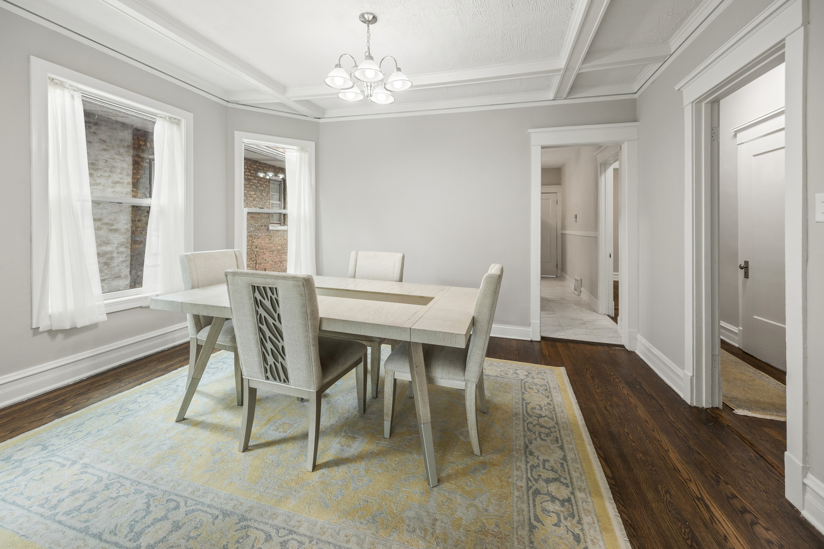 434 N Pine Avenue Unit: 2