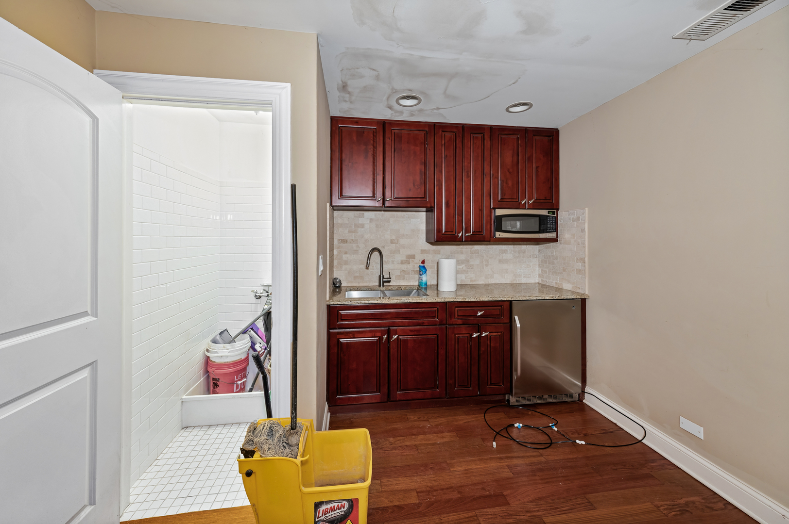 505 N lake shore Drive Unit: 102