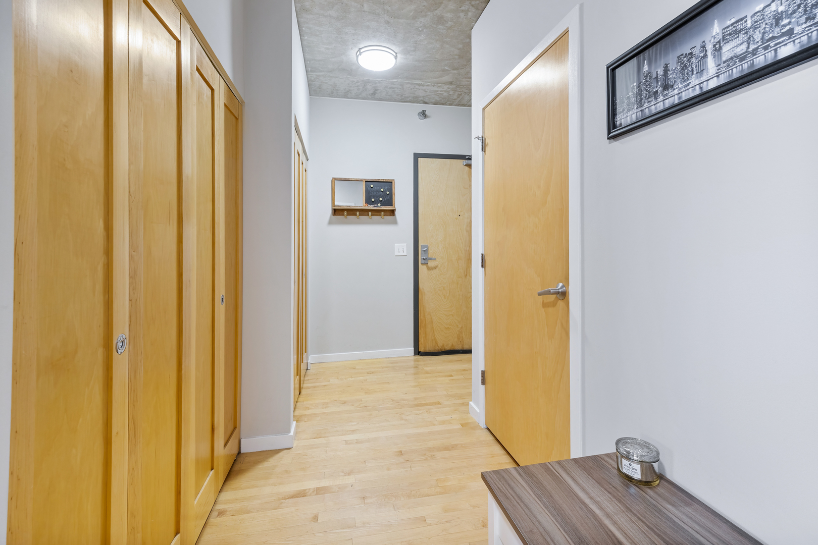 1845 S MICHIGAN Avenue Unit: 1605
