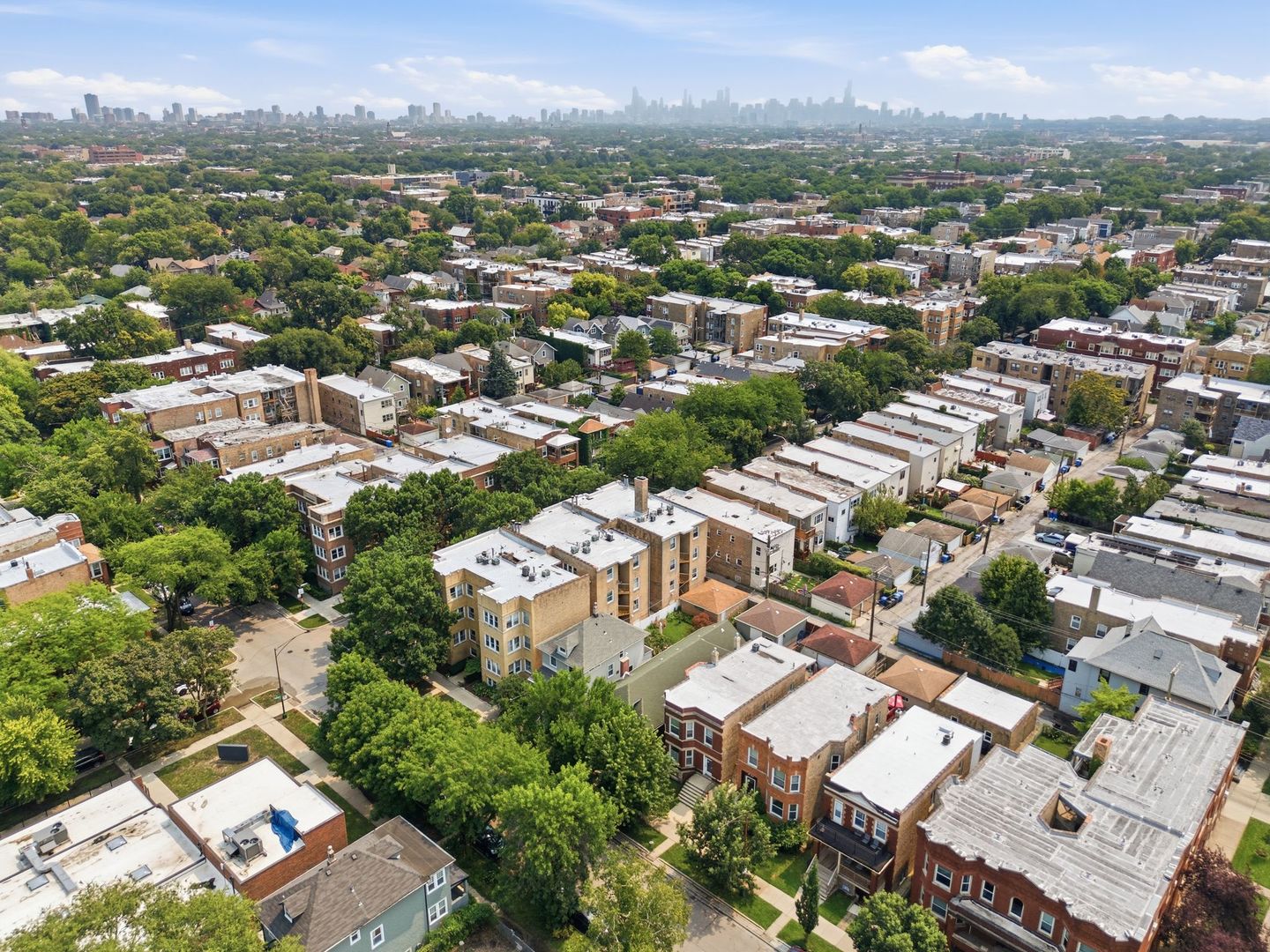 4542 N Albany Avenue Unit: 2