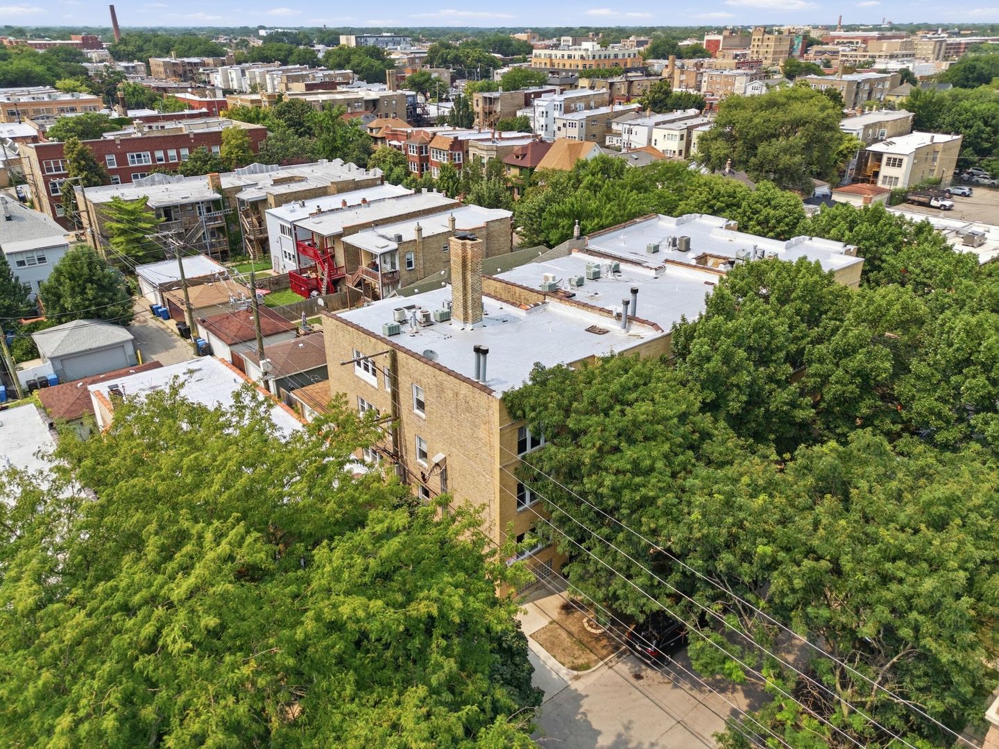 4542 N Albany Avenue Unit: 2