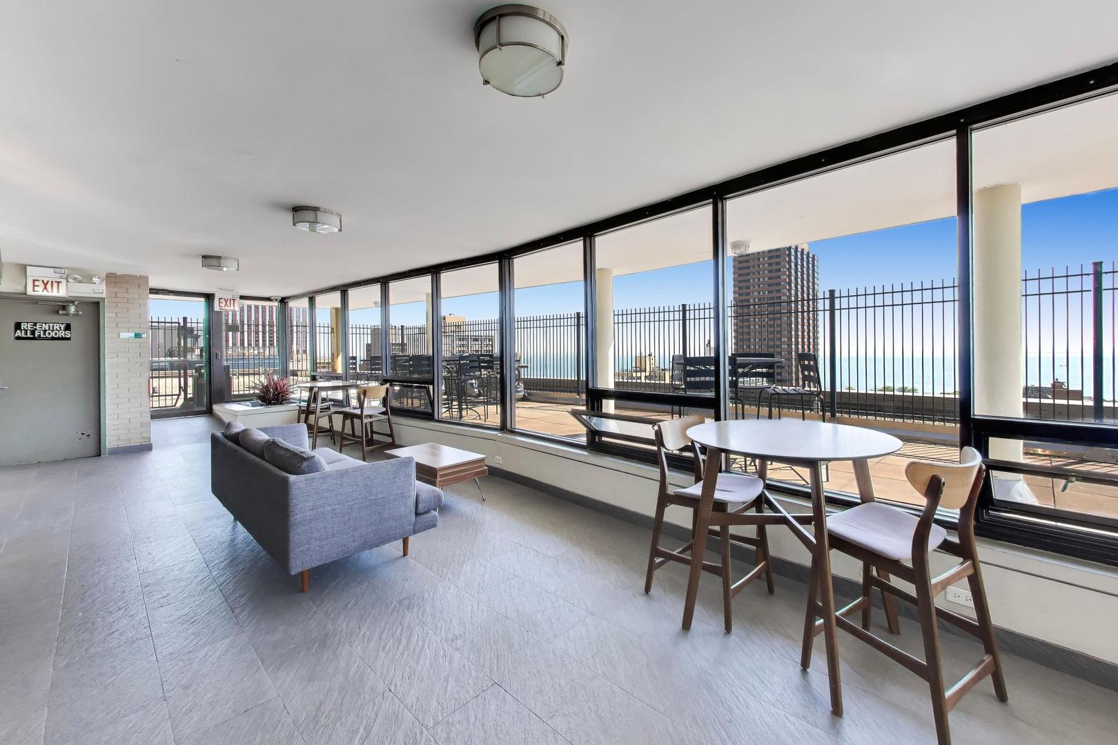 2930 N Sheridan Road Unit: 1205